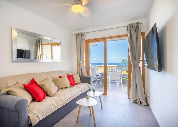 Апартаменты Luxury San Eugenio Ocean And Harbour View *