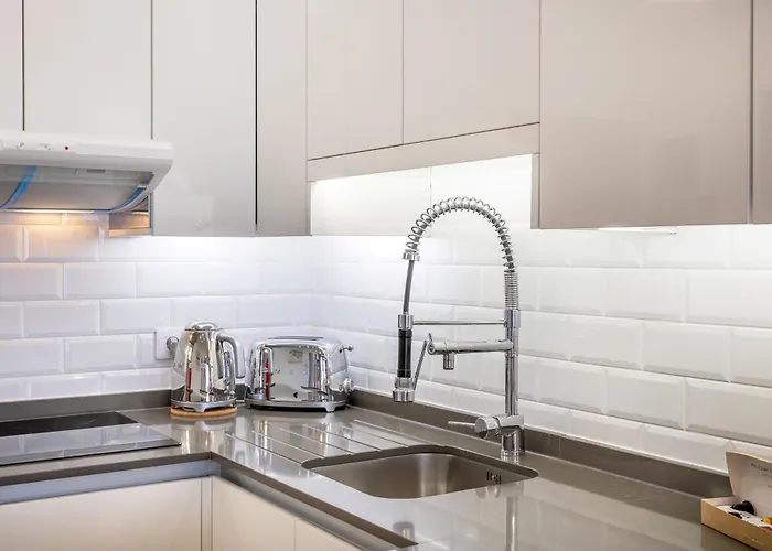 Luxury San Eugenio Ocean And Harbour View Apartmán *