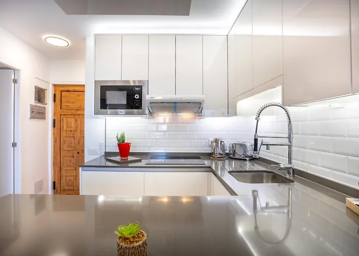 Luxury San Eugenio Ocean And Harbour View Apartmán *