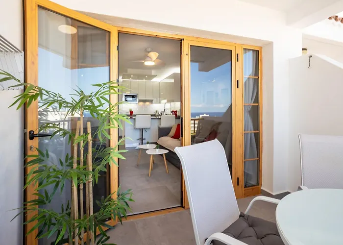 Luxury San Eugenio Ocean And Harbour View 公寓 阿德耶